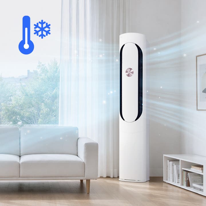 방 안 창가에 에센스 화이트 색상의 LG 휘센 오브제컬렉션 칸 에어컨 1시리즈 제품이 놓여 있고 기류 표현과 냉방 표시를 통해 아이스쿨파워를 나타내고 있습니다.