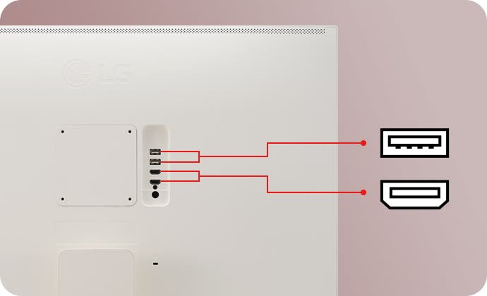 모니터 뒷면에 여러 개의 포트가 있으며, USB 포트와 HDMI 포트가 포함되어 있습니다. 포트는 빨간색 선으로 강조되어 있습니다. LG 로고가 보입니다.