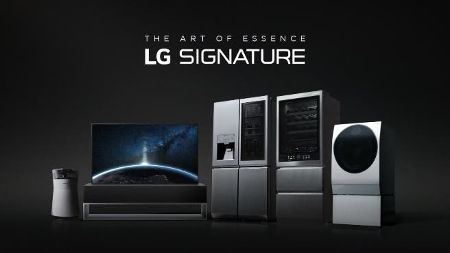 THE ART OF ESSENCE LG SIGNATURE. 어두운 배경 위에 나열된 LG 시그니처 가전제품 시리즈